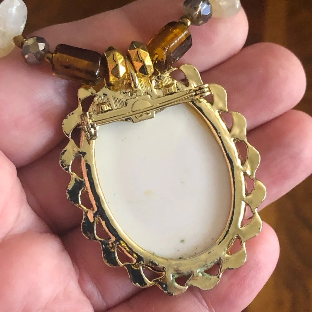 Handcrafted hound dog cameo natural stone bulls eye citrine necklace